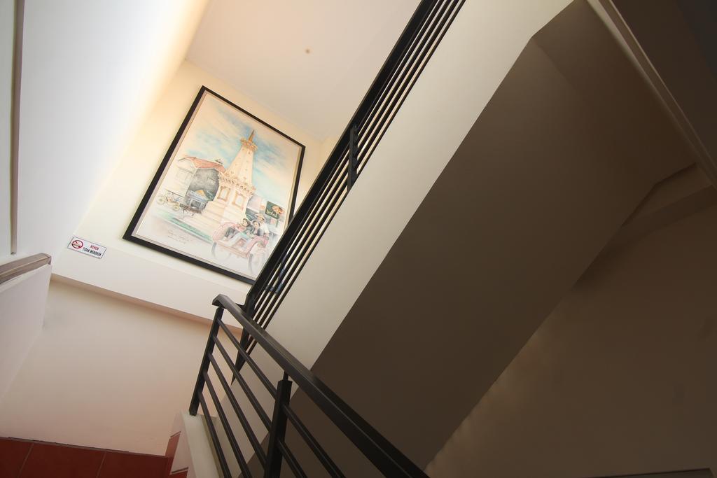 Hotel Pules Джокякарта Екстериор снимка