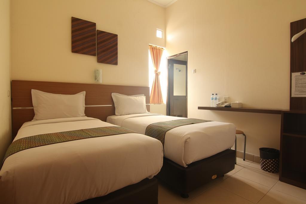 Hotel Pules Джокякарта Стая снимка