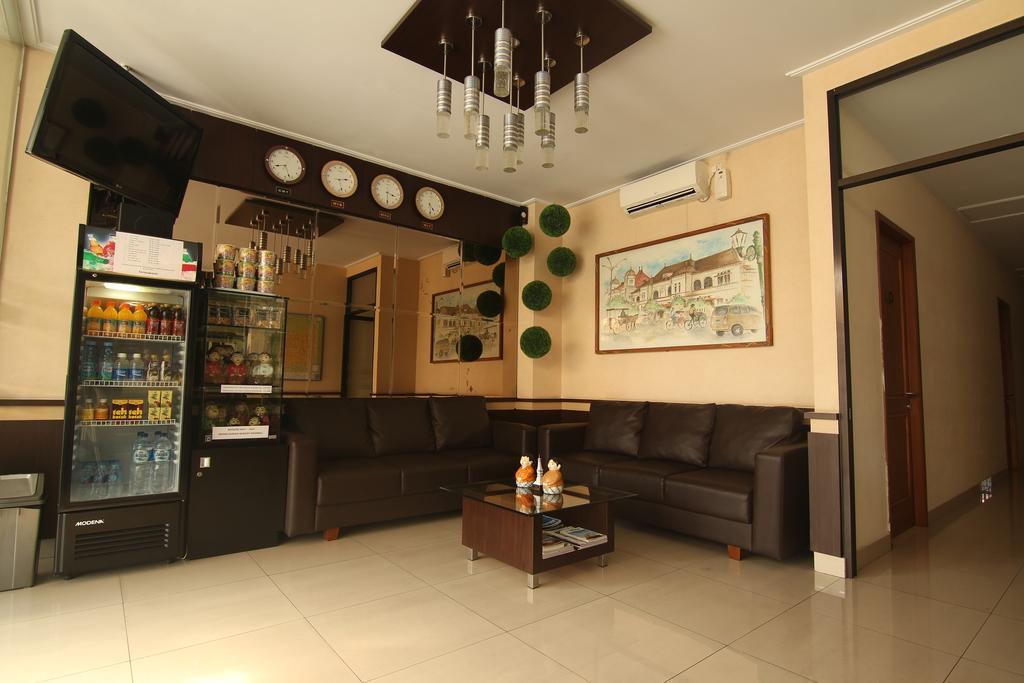 Hotel Pules Джокякарта Екстериор снимка