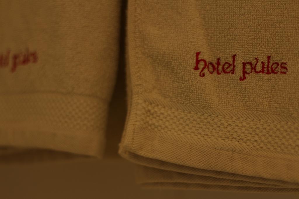 Hotel Pules Джокякарта Стая снимка